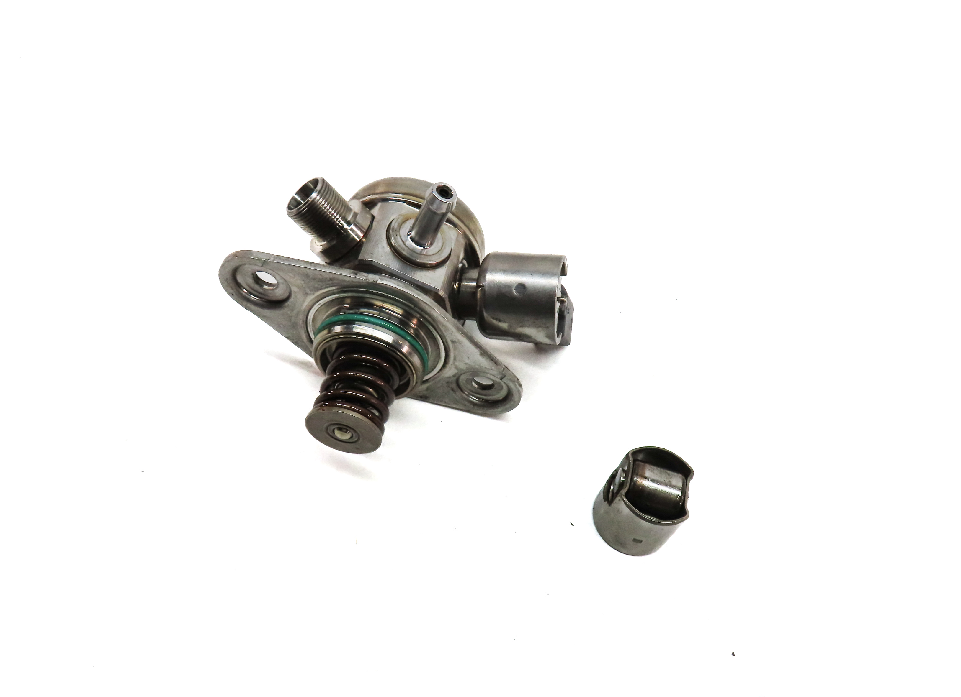2013-2020 MERCEDES B250 CLA250 GLA250 (C117 W156 W246) HIGH PRESSURE FUEL PUMP — exact item pictured